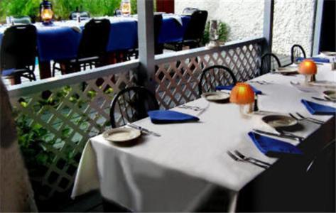 Freshwater Pond Fort Recovery Villa Suites Hotel מראה חיצוני תמונה